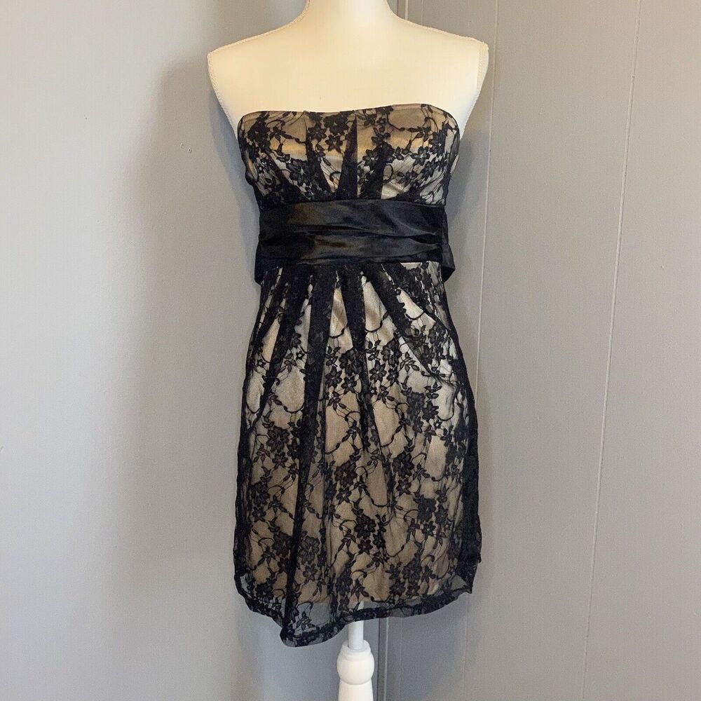 Windsor Strapless Tan With Black Lace Sexy Cocktail Evening Dress Formal Medium